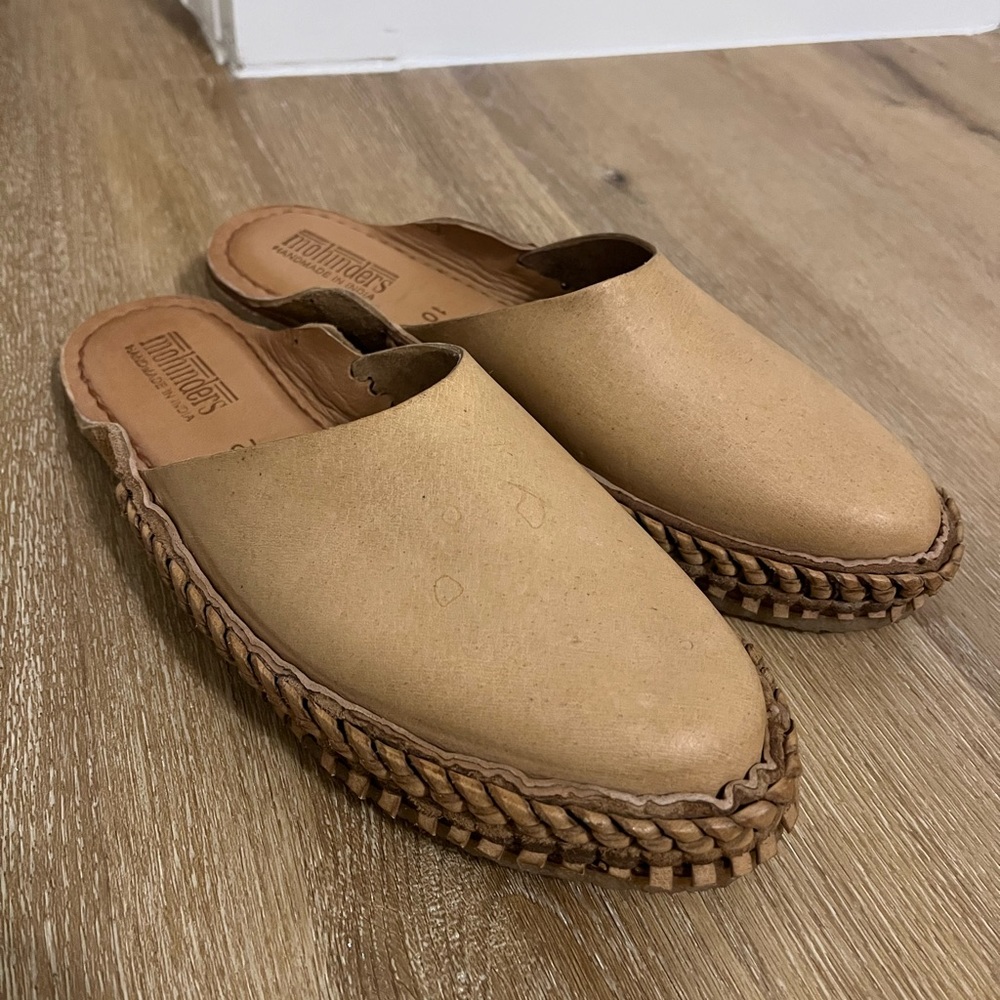 Mohinders Solid Leather Slide EUC size 10